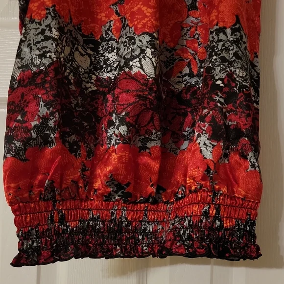 Iz Bayer Floral Halter Top - Red and Black - Picture 6 of 10